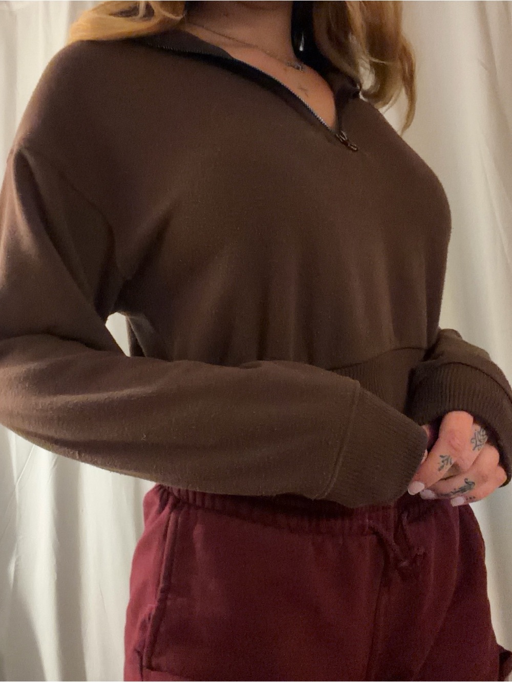 VS Brown Cropped Quarter-Zip Pullover Sweatshirt
